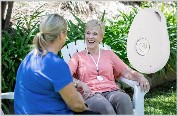 mobile-medical-alarm-live-life-alarms-sos-fall-pendants-for-seniors